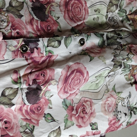 Her Universe Disney Beauty & The Beast Rose Woven Button-Up Sz 4X - Picture 4 of 6